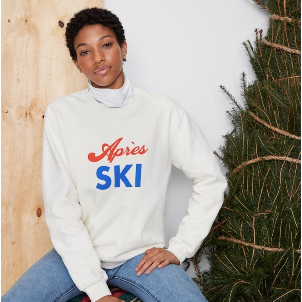 KULE White 'Après SKI' Crewneck Sweater with Red & Blue Script